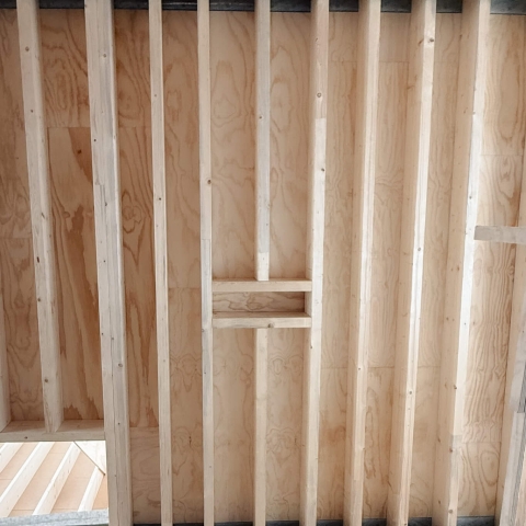 Houten plafondstructuur met spanten bovenaanzicht, optopping Gent